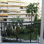 242 Cannes La Croisette - Studio Au Calme Cote Jardin