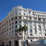 242 Cannes La Croisette - Studio Au Calme Cote Jardin