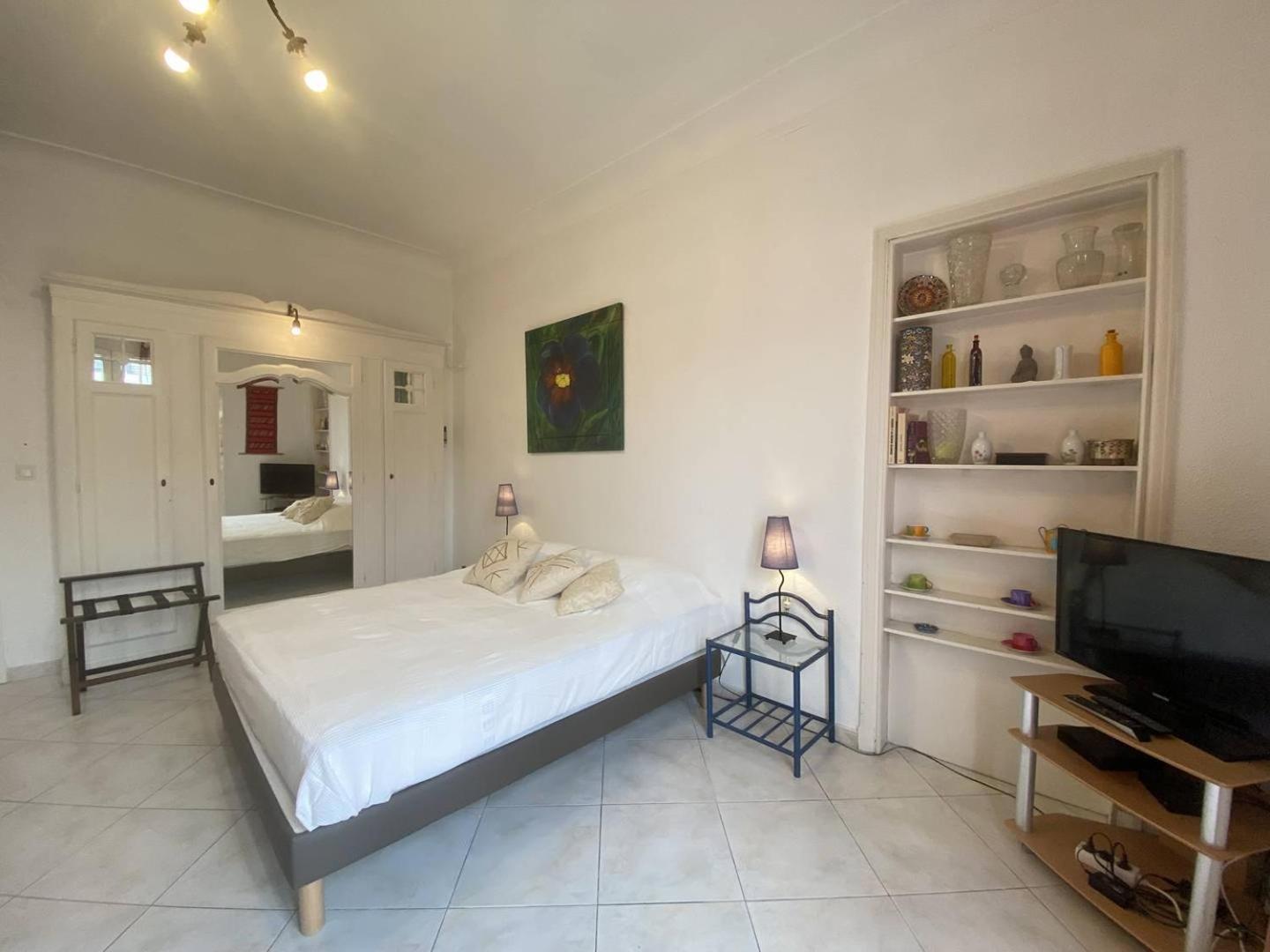 242 La Croisette - Au Calme Cote Jardin Appartement